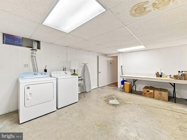 17811 BURNSIDE AVE, Hagerstown, MD 21740