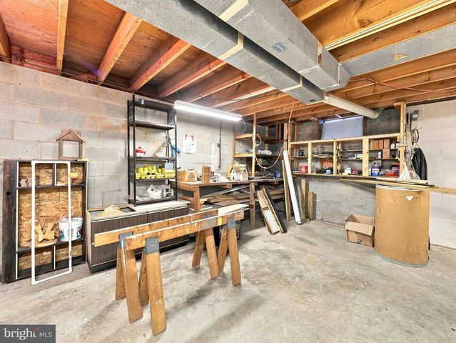 17811 BURNSIDE AVE, Hagerstown, MD 21740