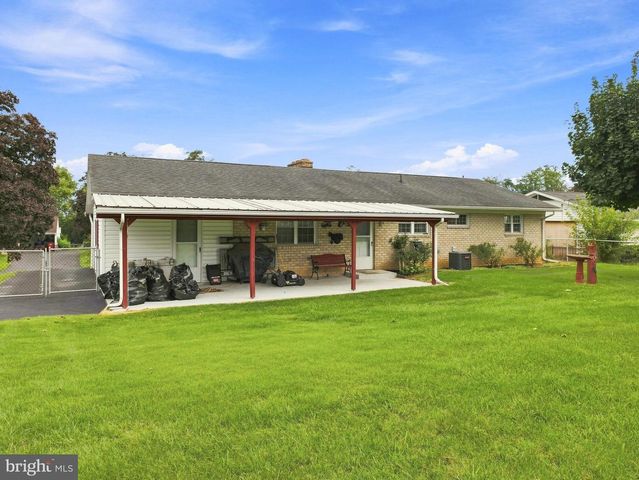17811 BURNSIDE AVE, Hagerstown, MD 21740