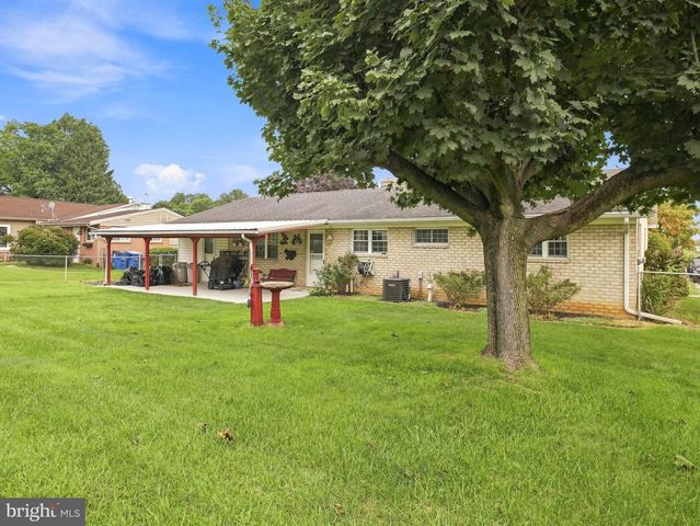 17811 BURNSIDE AVE, Hagerstown, MD 21740