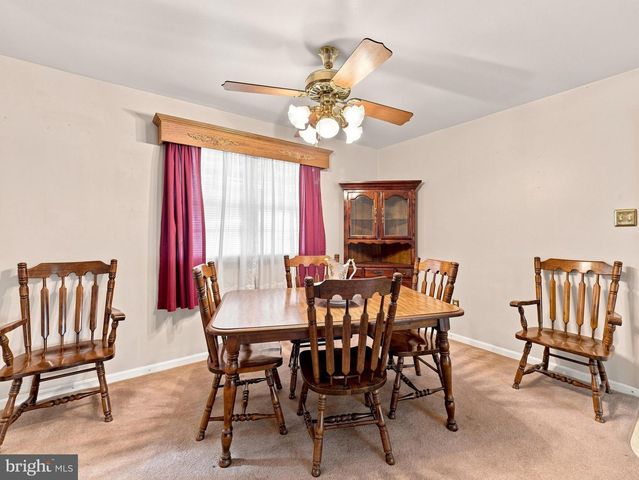 17811 BURNSIDE AVE, Hagerstown, MD 21740