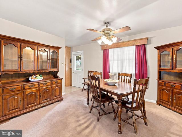 17811 BURNSIDE AVE, Hagerstown, MD 21740