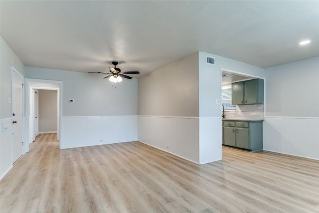 724 N Boulevard Terrace, Dallas, TX 75211