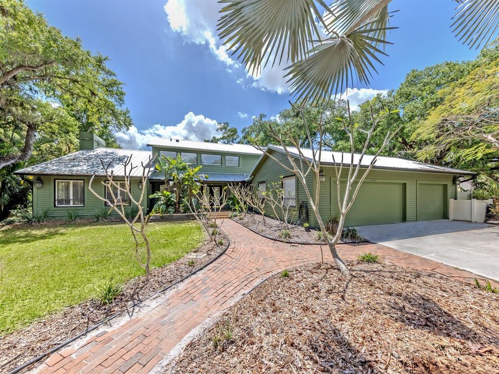2602 FIRETREE LANE, Venice, FL 34292