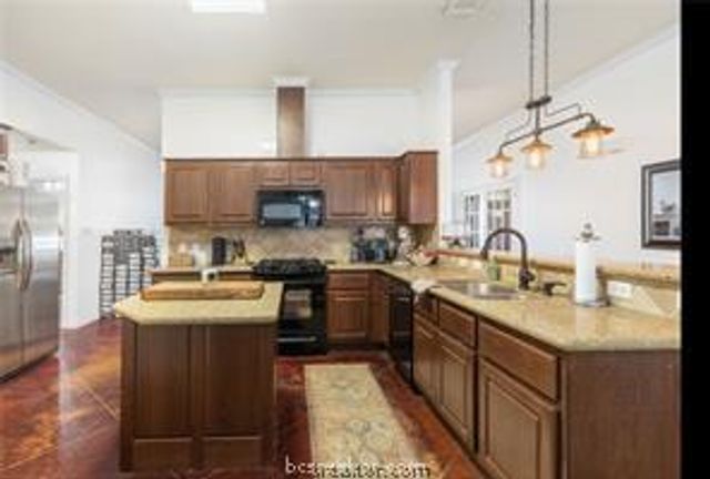 1515 Bluefield Court, College Station, TX 77845