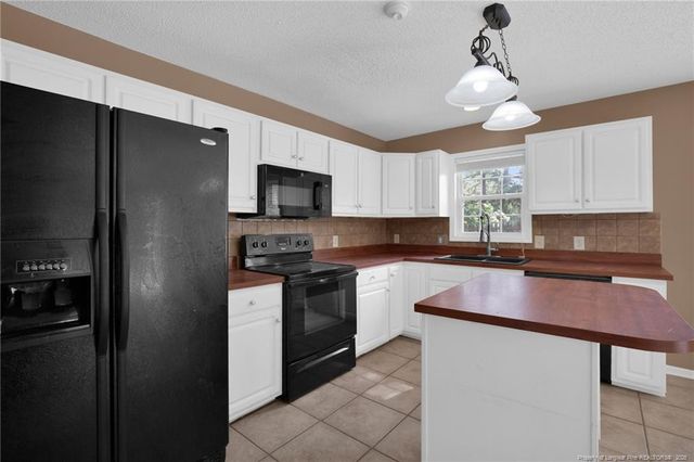45 Pinevalley Lane, Sanford, NC 27332