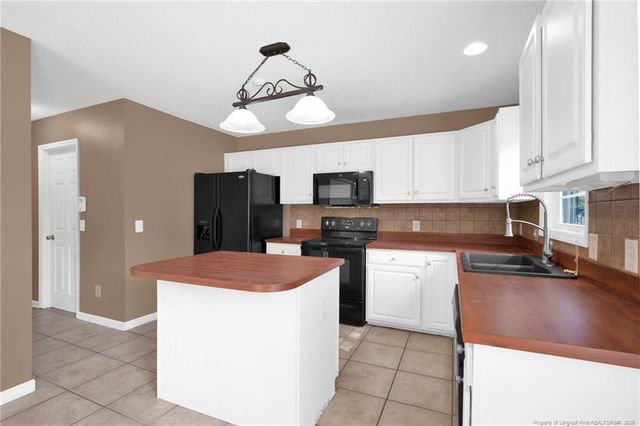 45 Pinevalley Lane, Sanford, NC 27332