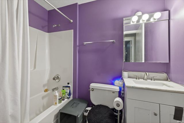 911 W Rca Park Drive, Bloomington, IN 47403