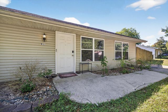 911 W Rca Park Drive, Bloomington, IN 47403
