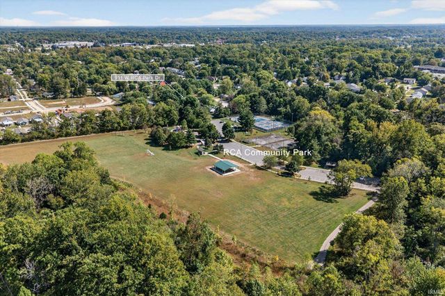 911 W Rca Park Drive, Bloomington, IN 47403