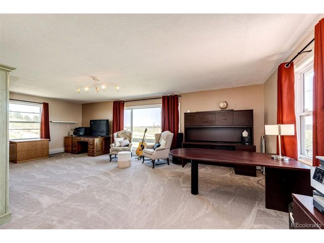 40547 Gold Nugget Dr, Deer Trail, CO 80105