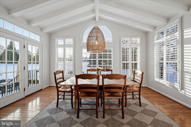 17301 VANNES CT, Hamilton, VA 20158