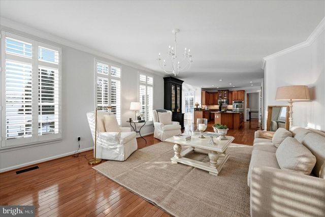 17301 VANNES CT, Hamilton, VA 20158