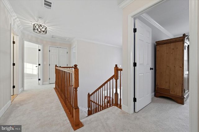 17301 VANNES CT, Hamilton, VA 20158