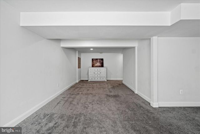 17301 VANNES CT, Hamilton, VA 20158