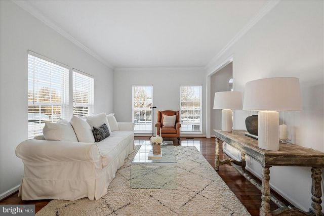 17301 VANNES CT, Hamilton, VA 20158