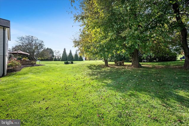 17301 VANNES CT, Hamilton, VA 20158