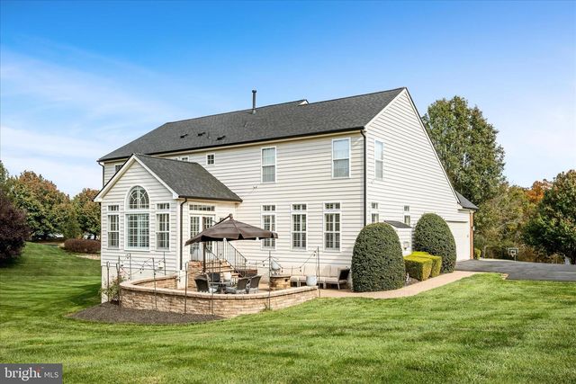 17301 VANNES CT, Hamilton, VA 20158