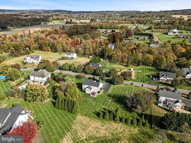 17301 VANNES CT, Hamilton, VA 20158