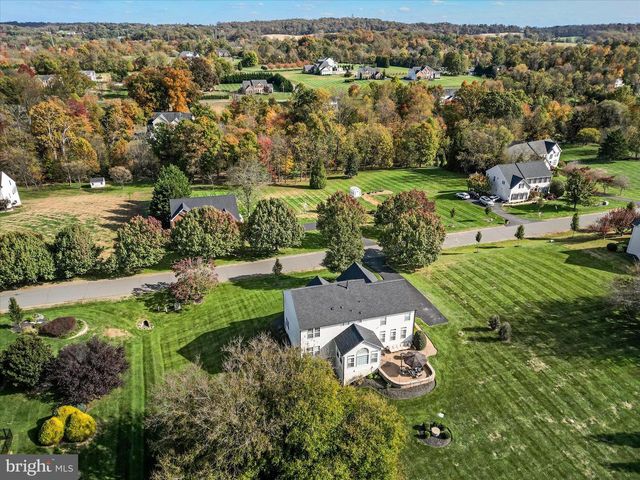 17301 VANNES CT, Hamilton, VA 20158