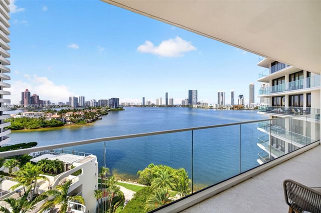 2800 ISLAND BL 904, Aventura, FL 33160