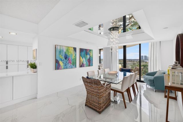 2800 ISLAND BL 904, Aventura, FL 33160