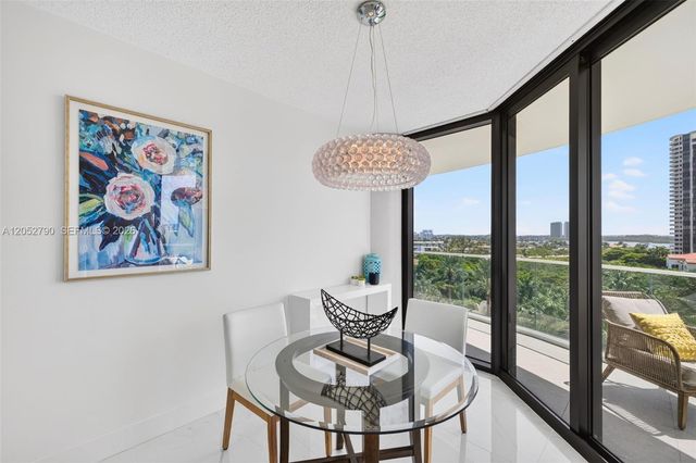 2800 ISLAND BL 904, Aventura, FL 33160