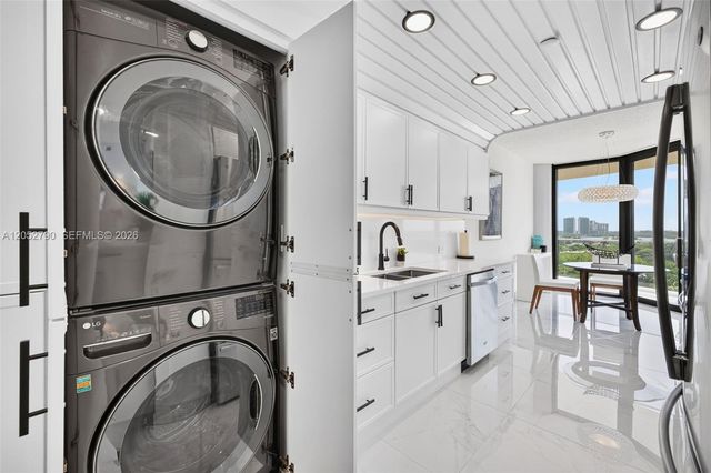 2800 ISLAND BL 904, Aventura, FL 33160