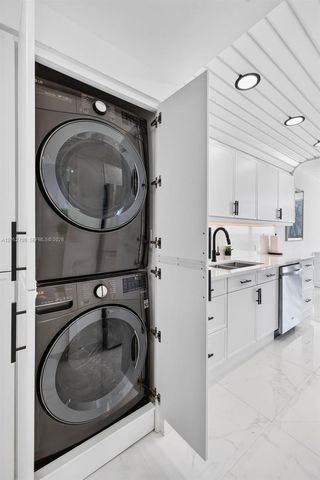 2800 ISLAND BL 904, Aventura, FL 33160