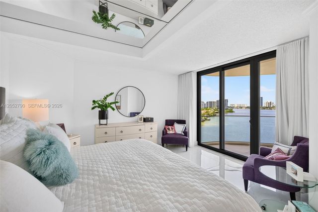 2800 ISLAND BL 904, Aventura, FL 33160