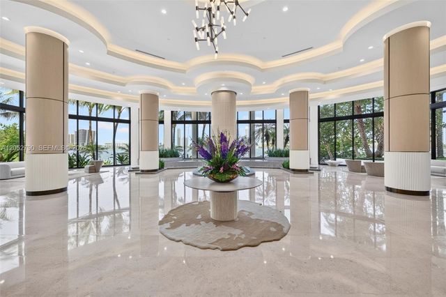 2800 ISLAND BL 904, Aventura, FL 33160