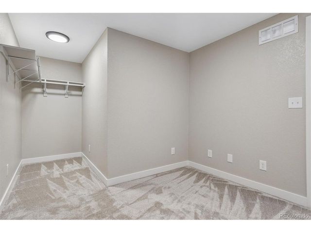 422 Boulder Ln, Johnstown, CO 80534