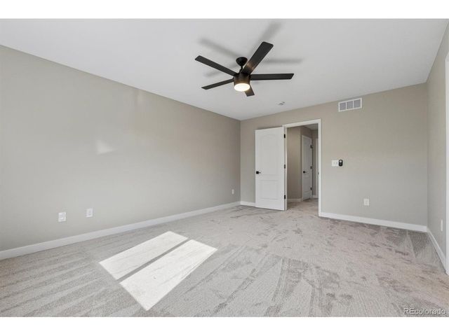 422 Boulder Ln, Johnstown, CO 80534