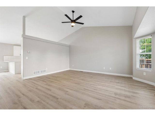 422 Boulder Ln, Johnstown, CO 80534