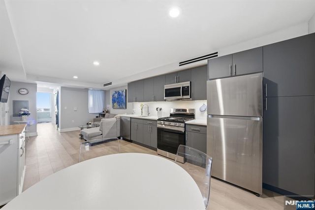 269 Ogden Avenue 1, Jersey City, NJ 07307