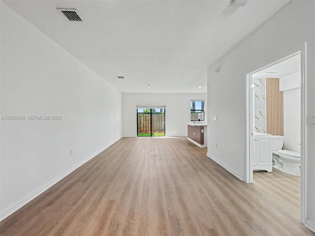 11296 SW 254th Terrace, Homestead, FL 33032