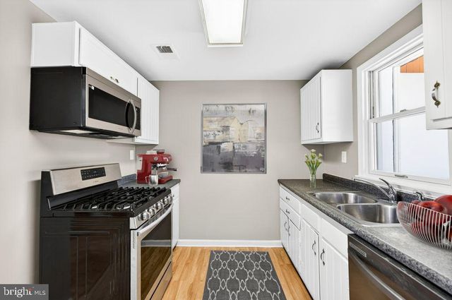 9503 DAMASCUS DR, Manassas, VA 20109