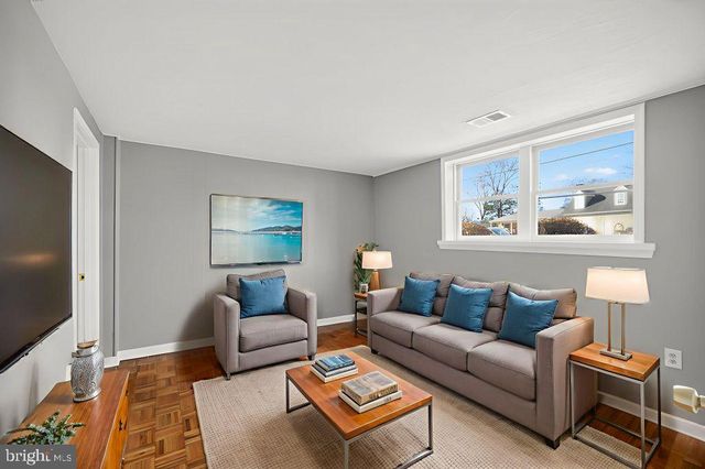 9503 DAMASCUS DR, Manassas, VA 20109