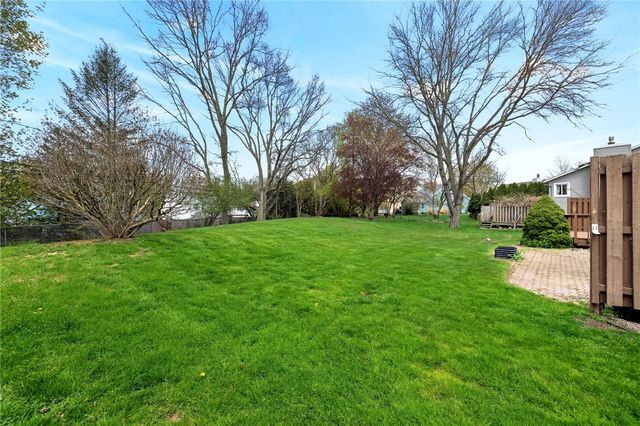 87 Willow Pond, Penfield, NY 14526