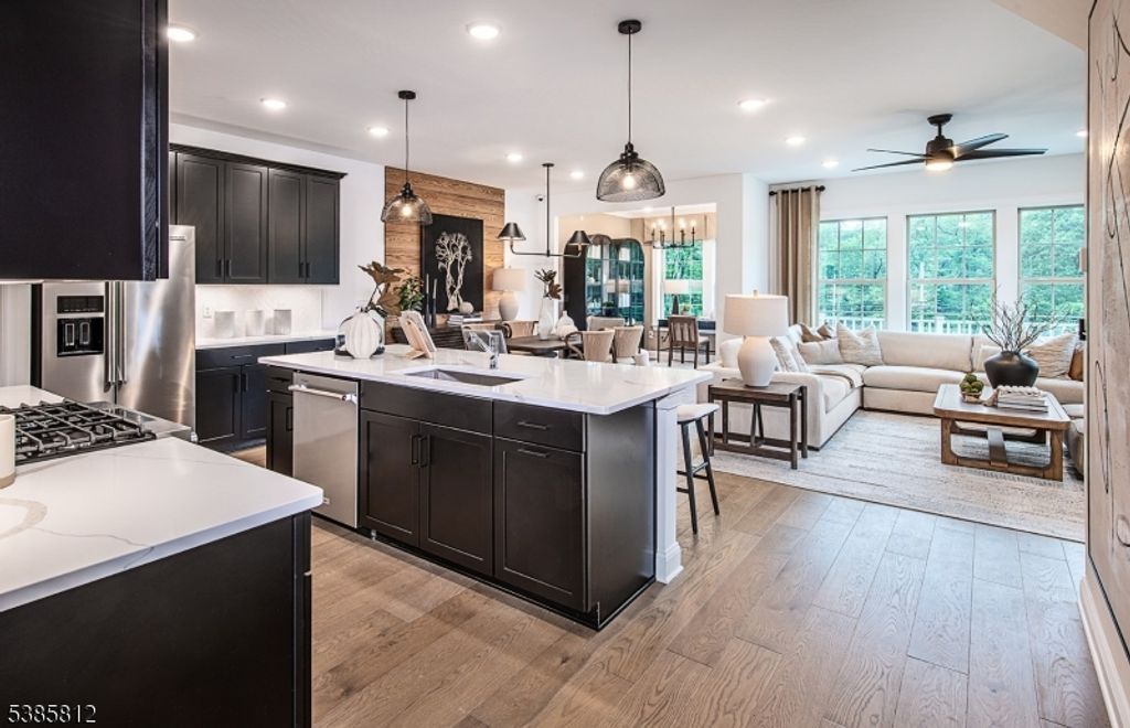 55 Wadsworth Dr 6, Denville Twp., NJ 07834