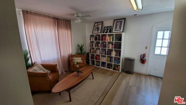 5061 W Sunset Boulevard, Los Angeles, CA 90027