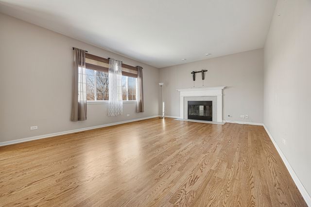 2501 Hennig Road, Hampshire, IL 60140