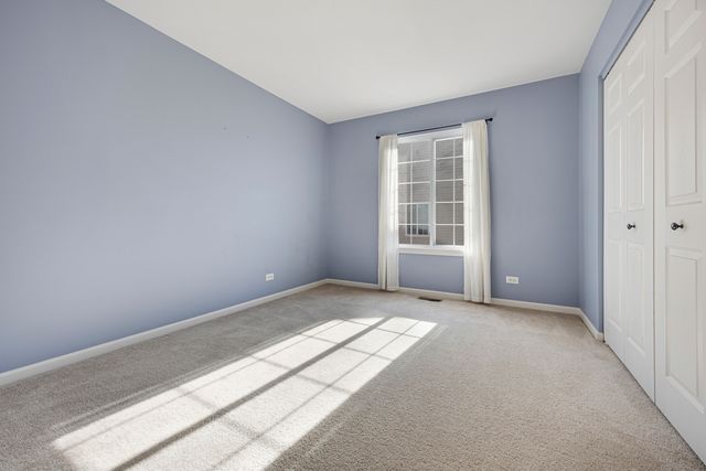 2501 Hennig Road, Hampshire, IL 60140