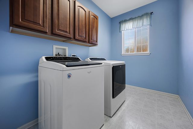 2501 Hennig Road, Hampshire, IL 60140