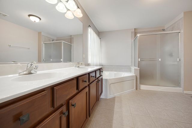 2501 Hennig Road, Hampshire, IL 60140