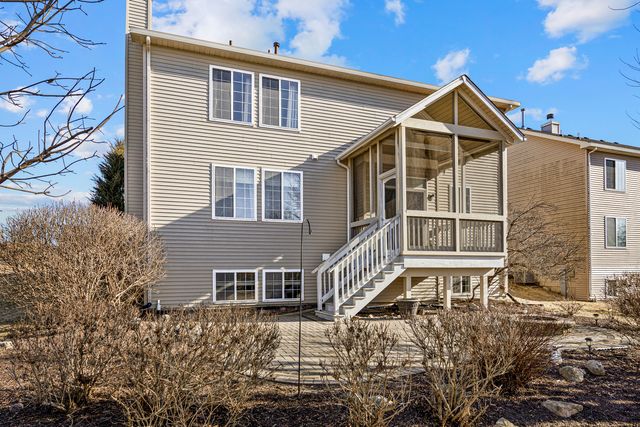 2501 Hennig Road, Hampshire, IL 60140