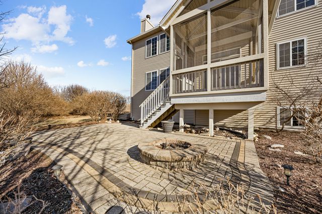 2501 Hennig Road, Hampshire, IL 60140