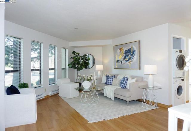 39495 Albany Cmn C, Fremont, CA 94538