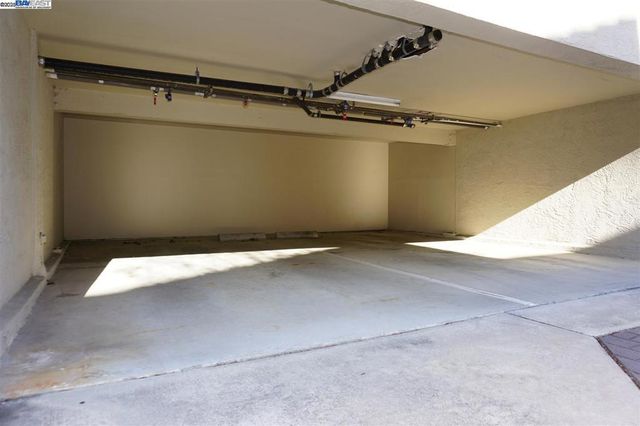 39495 Albany Cmn C, Fremont, CA 94538