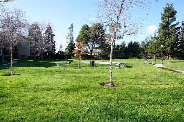 39495 Albany Cmn C, Fremont, CA 94538